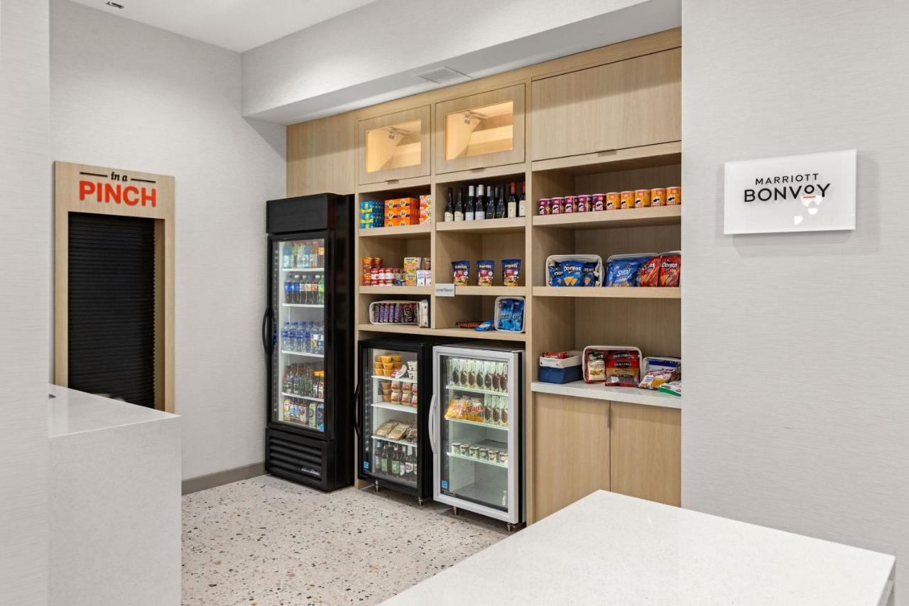 Towneplace Suites By Marriott Cape Canaveral Cocoa Beach Екстериор снимка
