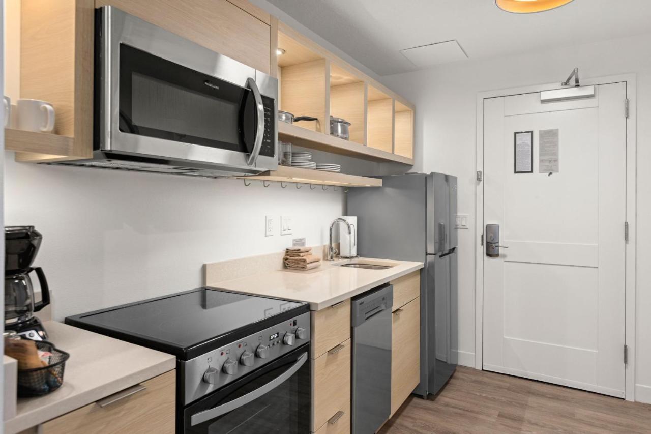 Towneplace Suites By Marriott Cape Canaveral Cocoa Beach Екстериор снимка